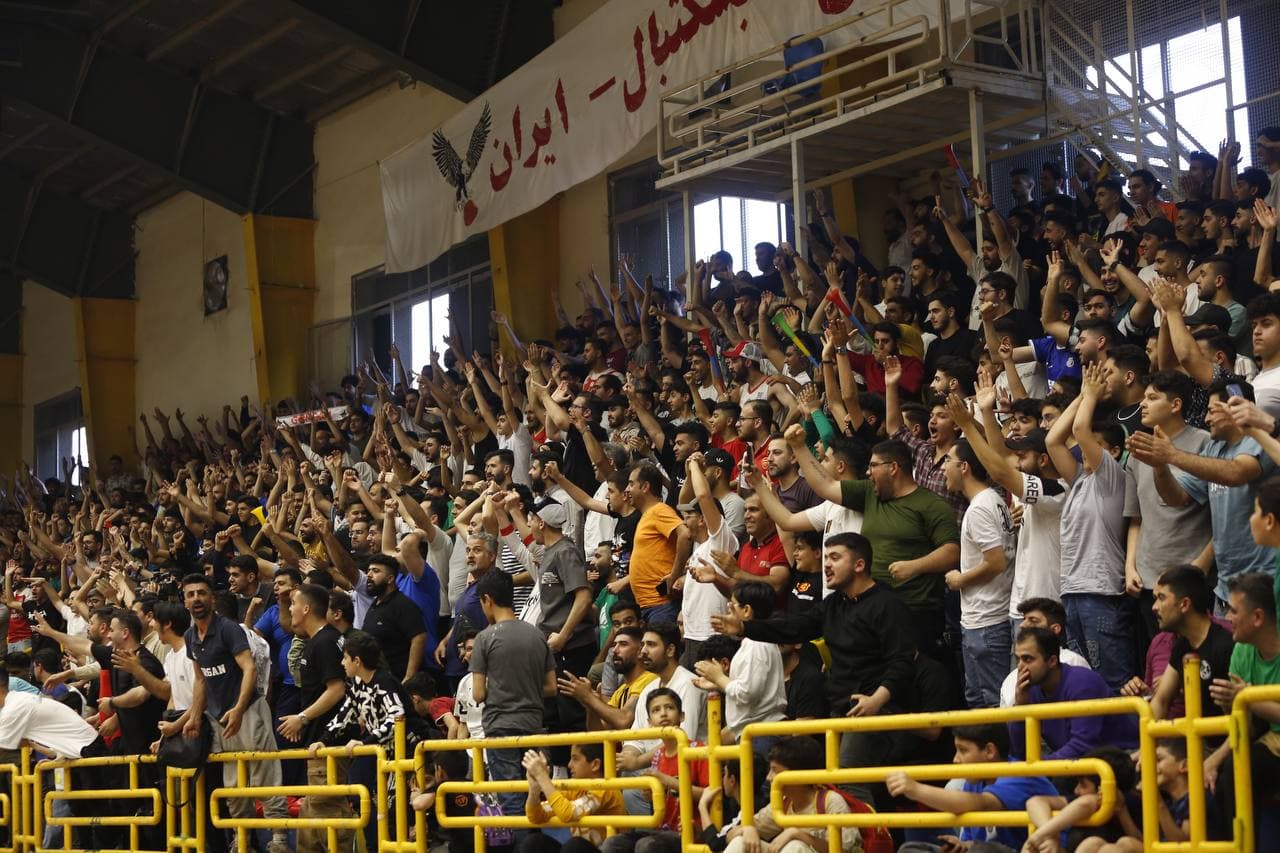 هواداران بسکتبال گرگان